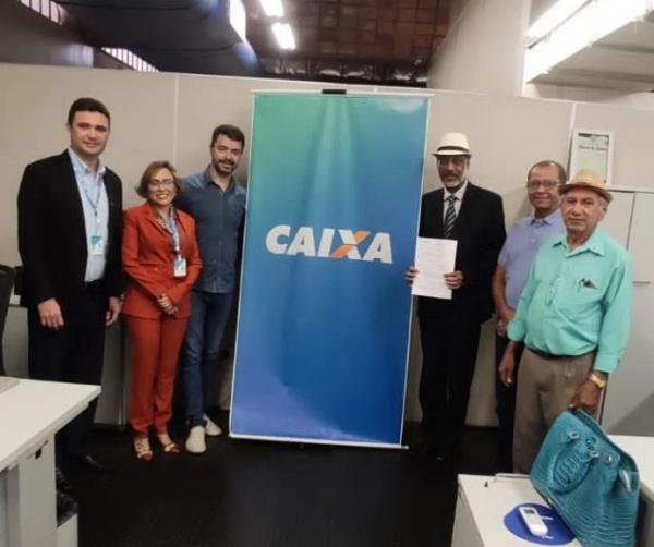 Líderes empresariais de Floriano se reúnem com a CEF para aprimorar atendimento ao consumidor