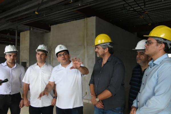 O governador ressaltou ainda que Picos passar&aacute; a contar com atendimentos em &aacute;reas especializadas como cirurgia card&iacute;aca e oncologia.(Imagem:Francisco Leal)