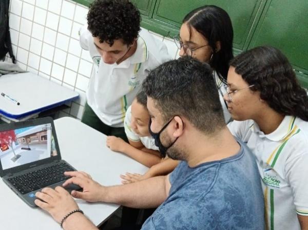 Professor usa o Metaverso para dar aulas de Artes, em Teresina