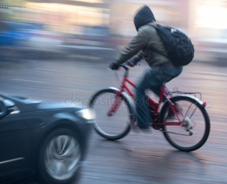 Ciclista pega carona na traseira de caminhão, cai e morre em Picos