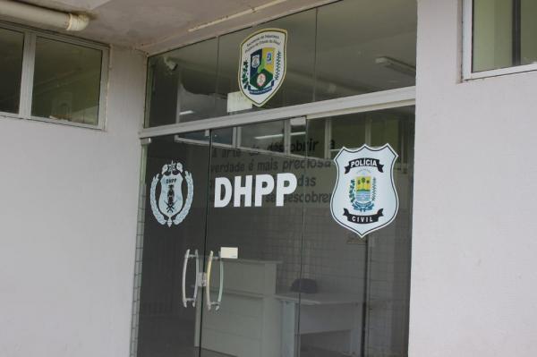 Mulher que denunciou delegado relatou relacionamento abusivo, diz polícia