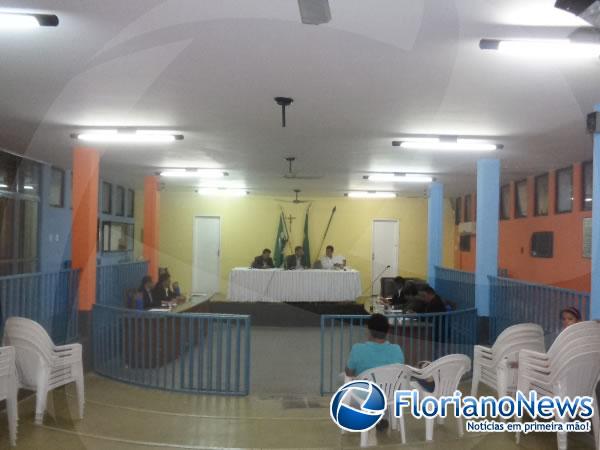C&acirc;mara de Bar&atilde;o de Graja&uacute; faz Mo&ccedil;&atilde;o de Pesar aos familiares de Gonzaga Carvalho.(Imagem:FlorianoNews)