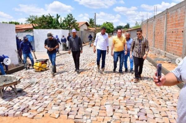  Prefeito Ant&ocirc;nio Reis lan&ccedil;a o Projeto PLANMOB para melhorar a mobilidade urbana em Floriano.(Imagem:Reprodu&ccedil;&atilde;o/Instagram)