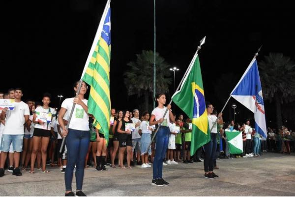 Bolsa Atleta é lançado durante abertura dos jogos escolares