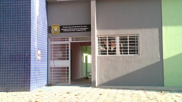 Jovem que denunciou padrasto nas redes sociais por agressões no PI registra BO e passa por exame
