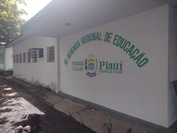 Durante visita à Floriano, Secretário de Educação anuncia investimentos em escolas da 10ª GRE