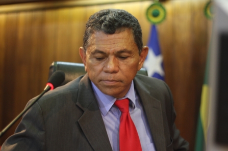 Deputados questionam convidados sobre números da educação
