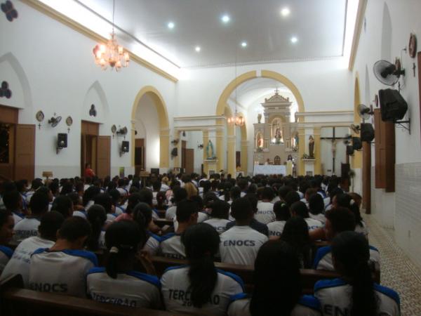 Missa em a&ccedil;&atilde;o de gra&ccedil;as na igreja matriz(Imagem:reda&ccedil;ao)