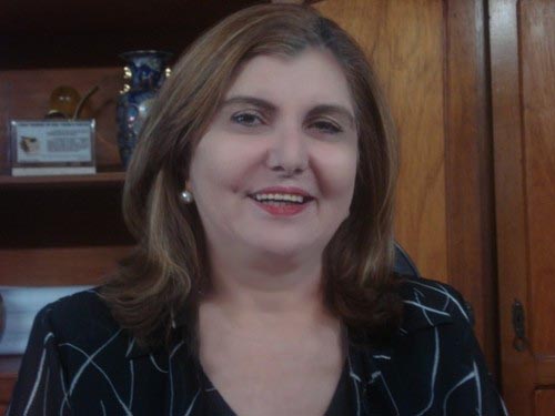 Florianense é empossada como deputada estadual e anuncia saída do PDT