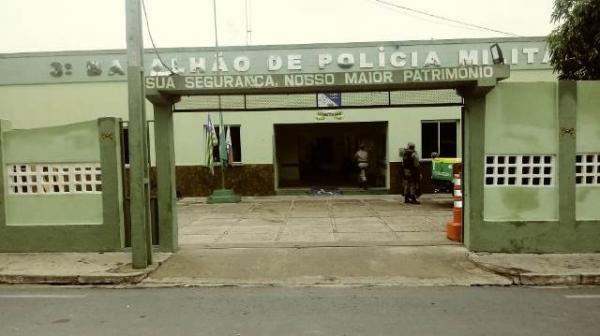 Mulher é agredida por assaltantes e tem moto roubada em Floriano