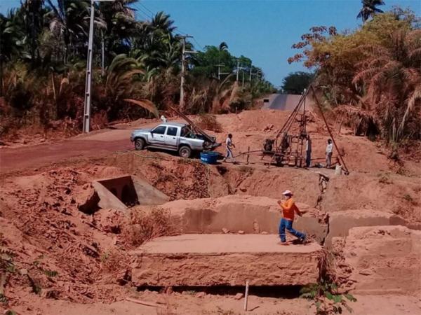Governo inicia construção de ponte para substituir a que caiu em Nazária