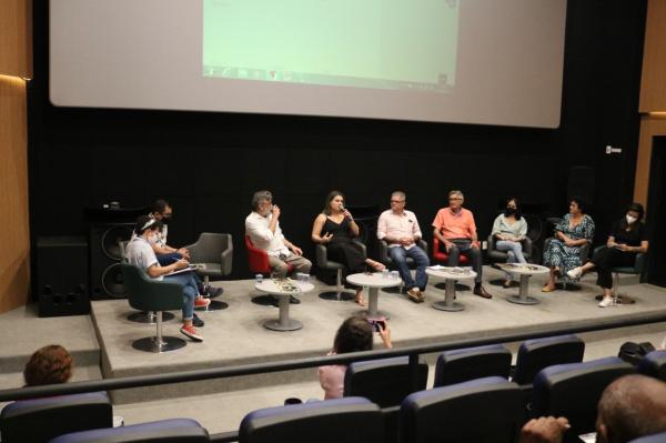 Escritores piauienses participaram do relançamento da plataforma "Escrever Sem Fronteira"