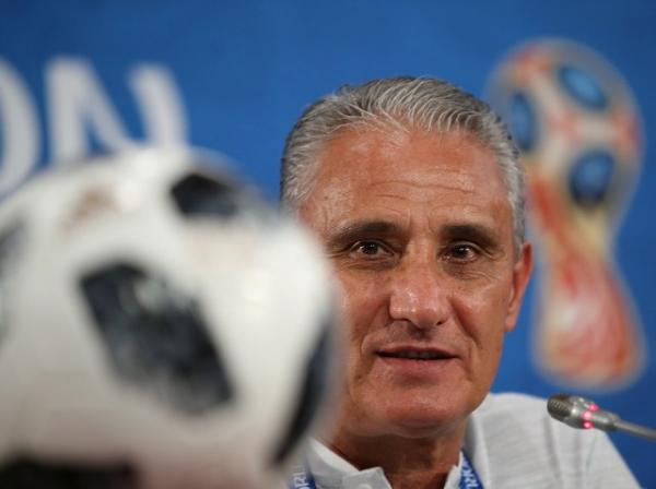17 de junho, 17 anos depois: Brasil estreia em outro dia para ficar na história de Tite