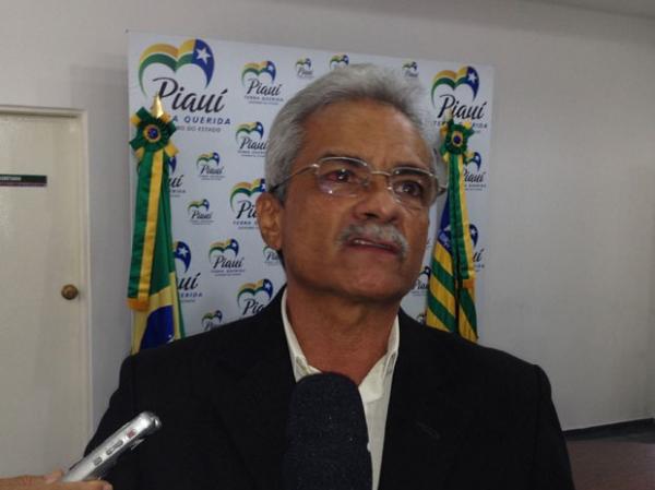 Diretor da Adapi fala sobre dados da campanha contra a febre aftosa. (Imagem:Gilcilene Ara&uacute;jo/G1)