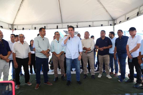 Ciro Nogueira cumpre agenda no Piauí, entregando benefícios e inaugurando obras