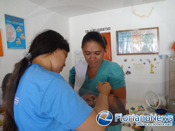 Come&ccedil;ou a campanha de vacina&ccedil;&atilde;o contra a poliomielite em Floriano.(Imagem:FlorianoNews)