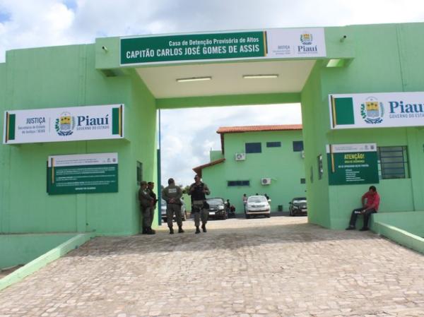 Acusado de estupro coletivo é ferido durante briga em presídio no Piauí