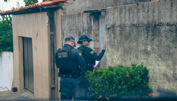 Visita domiciliar da Patrulha Maria da Penha.(Imagem:Jo&atilde;o Allbert)