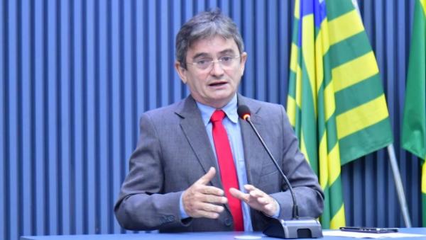 Vereador Edvaldo Araújo reivindica manutenção da caixa dágua da localidade Morrinhos