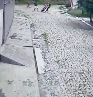 Jovem tem moto tomada de assalto por dois elementos em Floriano