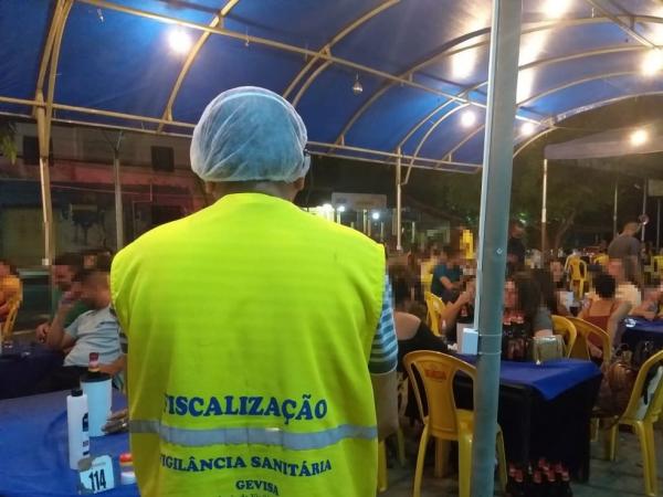 Vigilância Sanitária e PM intensificam fiscalização após festas com aglomeração em Teresina