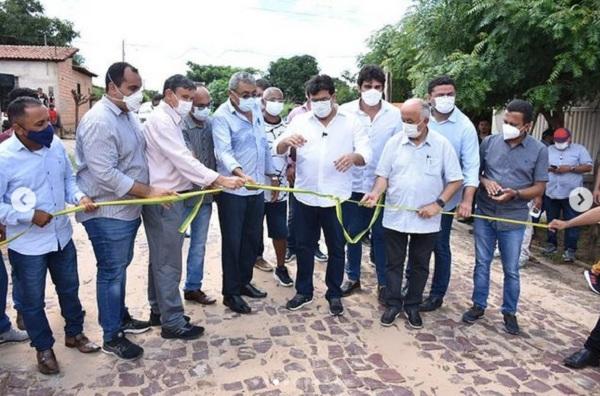 Deputado Francisco Costa participa de inaugurações de obras de mobilidade urbana em cidades do Piauí