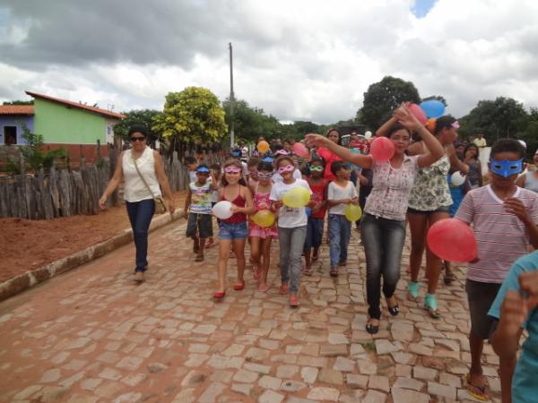 Realizado o arrastinho com crian&ccedil;as da zona rural. (Imagem:FlorianoNews)