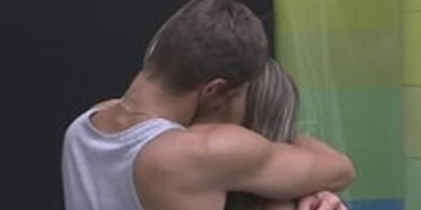 Jonas e Monique(Imagem:Reprodu&ccedil;&atilde;o/TV Globo)