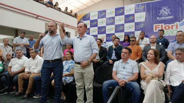 Floriano celebra a reinauguração do modernizado Mercado Público Central