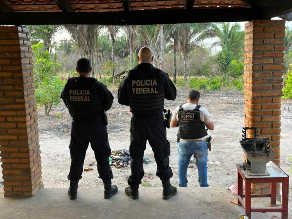 PF descobre rede de transporte de drogas e armas entre Teresina e cidades do Piauí e Maranhão