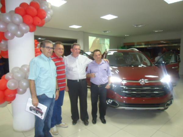 Fiat Santa Clara lan&ccedil;a nova picape Toro em Floriano. (Imagem:FlorianoNews)