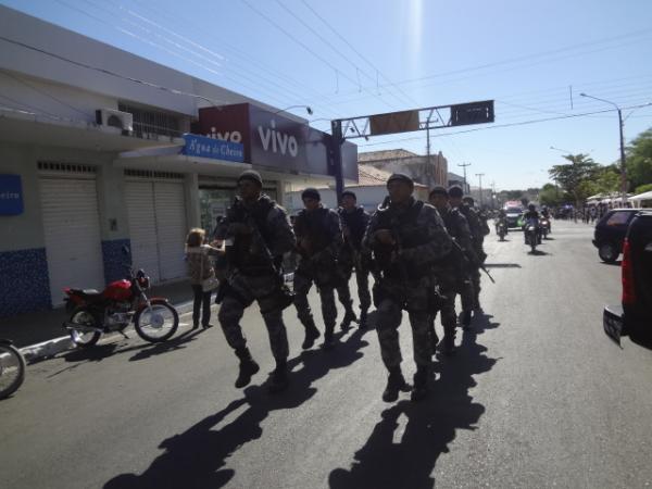 Floriano comemorou o Dia da P&aacute;tria com desfile c&iacute;vico.(Imagem:FlorianoNews)