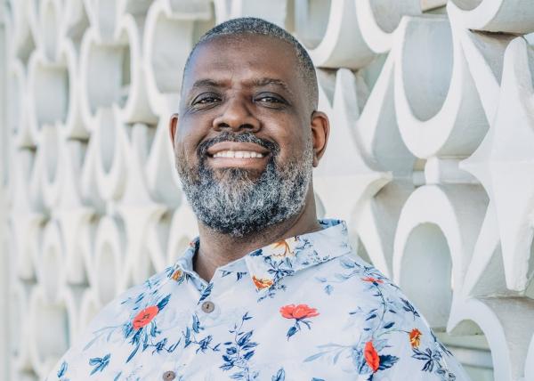 Péricles reforça time de cantores que caem no samba popularizado pelo Ara Ketu em 1998