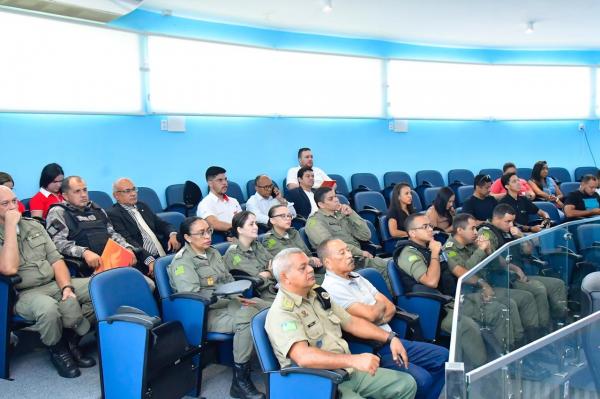 Câmara de Floriano sedia lançamento da Corrida da Fogueira do 3º BPM(Imagem:CMF)