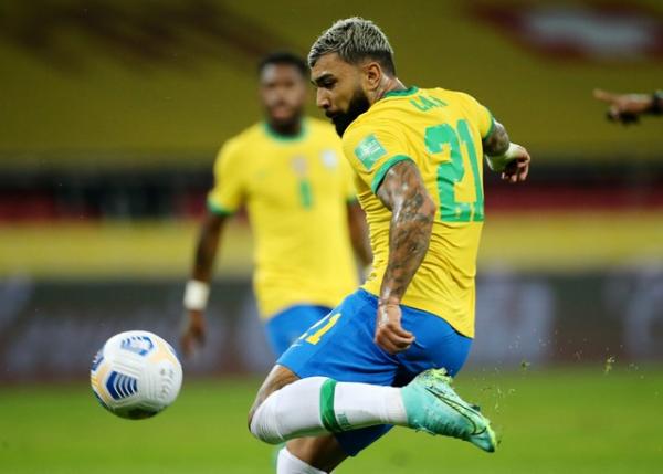 Flamengo monta logística para ter Gabigol, Everton, Rodrigo Caio, Pedro e Gerson contra o Coritiba