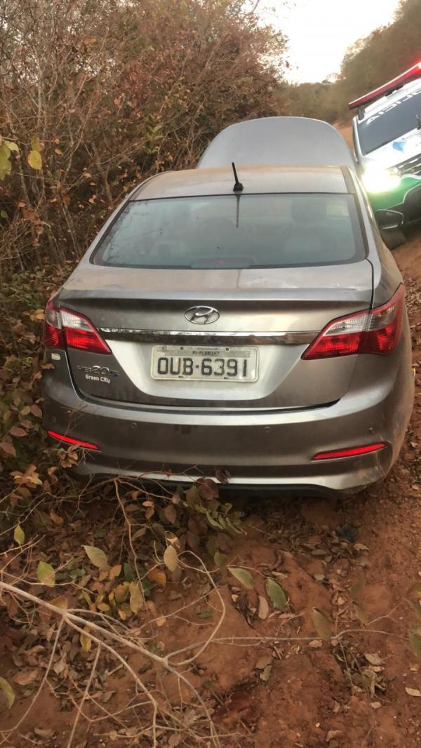 Ve&iacute;culo do parlamentar &eacute; encontrado.(Imagem:Reprodu&ccedil;&atilde;o)