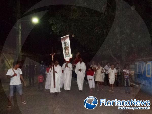 Prociss&atilde;o e missa marcaram encerramento dos festejos de S&atilde;o Crist&oacute;v&atilde;o em Floriano.(Imagem:FlorianoNews)