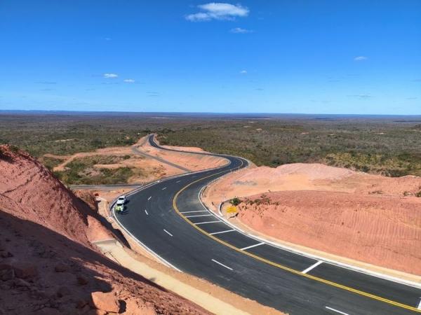 Pavimenta&ccedil;&atilde;o de rodovia na Serra do Quilombo(Imagem:Divulga&ccedil;&atilde;o)