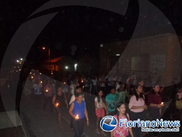 Corpus Christi &eacute; celebrado com missa e prociss&atilde;o em Bar&atilde;o de Graja&uacute;.(Imagem:FlorianoNews)
