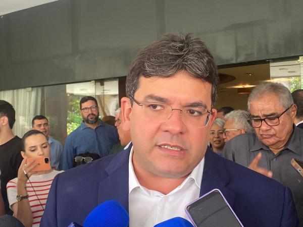 Prestes a se reunir com aliados, Rafael Fonteles avisa que só fala de eleição em 2026