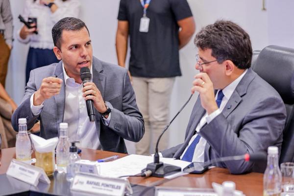 Programa Do Piauí para o Mundo terá 300 vagas em 2026, anuncia Rafael Fonteles(Imagem:Gabriel Paulino)