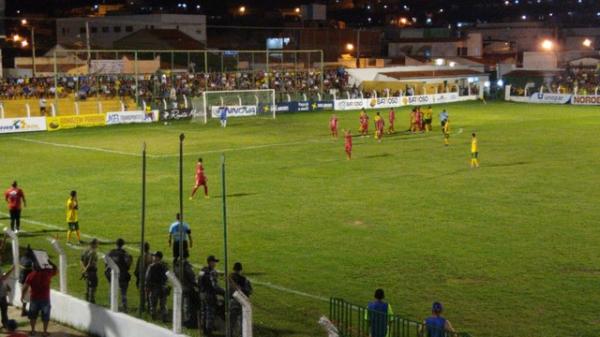 Piauiense: Empate em Picos foi o terceiro seguido do 4 de Julho