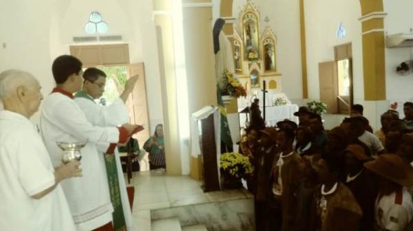 Catedral S&atilde;o Pedro de Alc&acirc;ntara recebe vaqueirama para tradicional Missa do Vaqueiro.(Imagem:FlorianoNews)