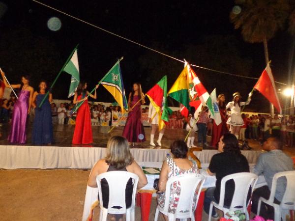 Centro de Ensino Aristides Lob&atilde;o comemora 20 anos de funda&ccedil;&atilde;o.(Imagem:FlorianoNews)