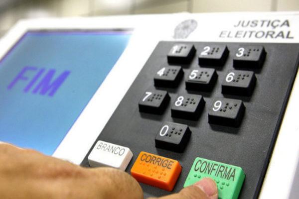 Janela partidária começa e deputados podem mudar de partido até 1º de abril