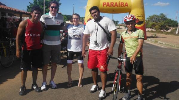Realizada primeira competi&ccedil;&atilde;o de Triatlo em Floriano.(Imagem:FlorianoNews)