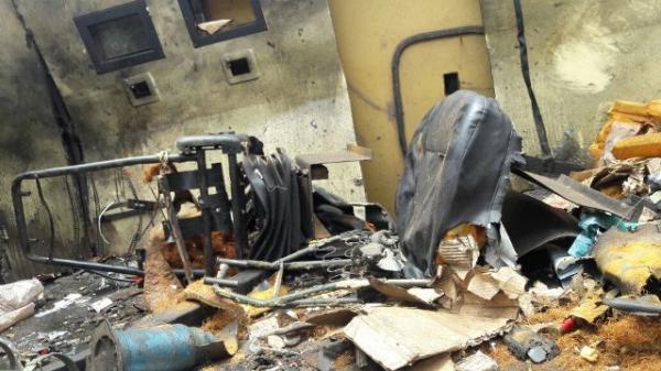 Com farda da pol&iacute;cia, bandidos explodem carro-forte na BR-316.(Imagem:Internautas)
