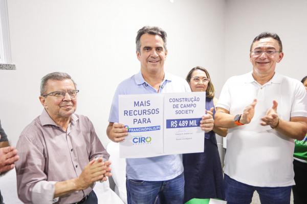 Ciro cumpre agenda de Norte a Sul do Piauí, inaugura obras e destaca recorde de investimentos