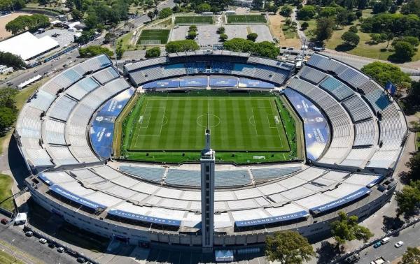 Final da Libertadores: Flamengo esgota carga de ingressos; Palmeiras deixa de vender seis mil