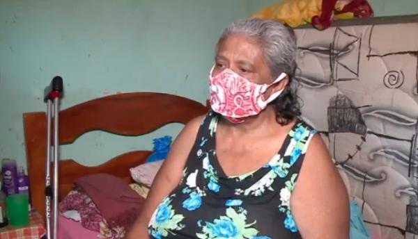 "Não sei se vou aguentar", diz idosa sem abastecimento de água durante o "B-R-O bró"